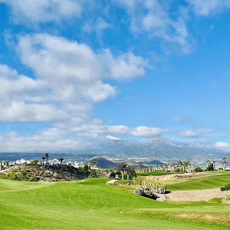 Luxury Villa With Sea View, Private Jacuzzi & Heated Pool * San Miguel de Abona